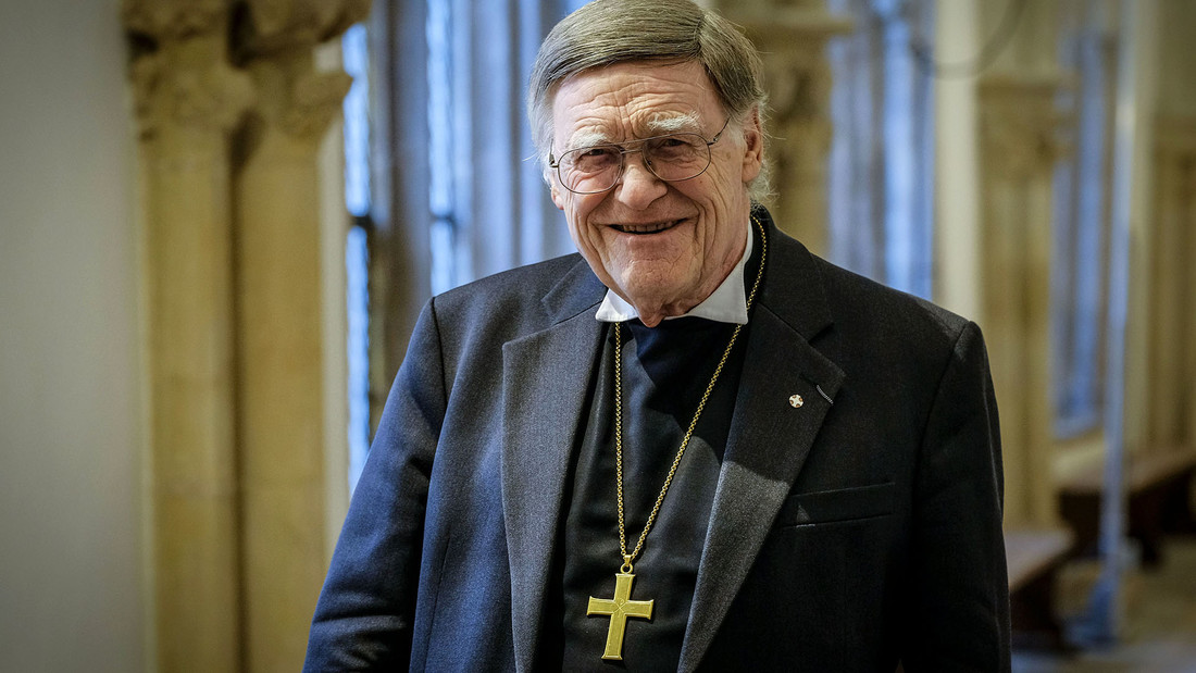 Portrait des früheren Landesbischof Horst Hirschler 